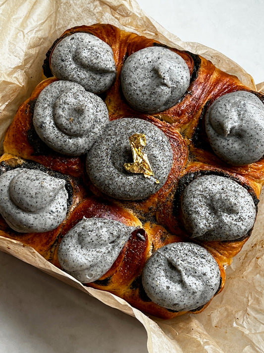 Black Sesame and Cardamom No-Knead Milk Bread Buns